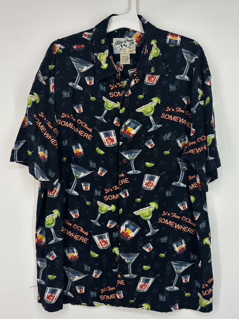 Big Dogs Mens Medium Button Up Shirt It's Five O'Clock Somewhere Cocktails Blue